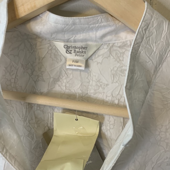 NWT Christopher and Banks White Zip Up Size Medium Petite - Picture 2 of 9